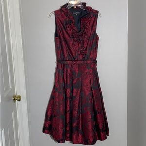 Jessica Howard Sleeveless Ruffled V Neck Dress